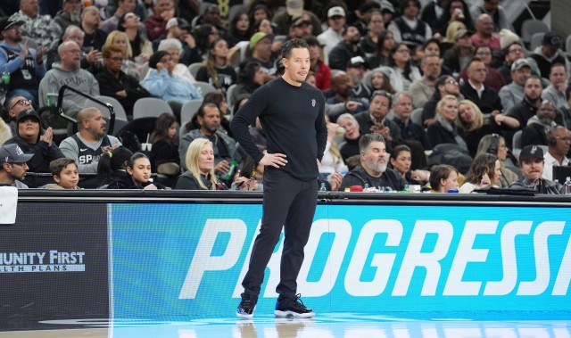 pg模拟器官网电脑版-米奇·约翰逊：弗拉格的实力十分出众 文班本场交出一份全面答卷