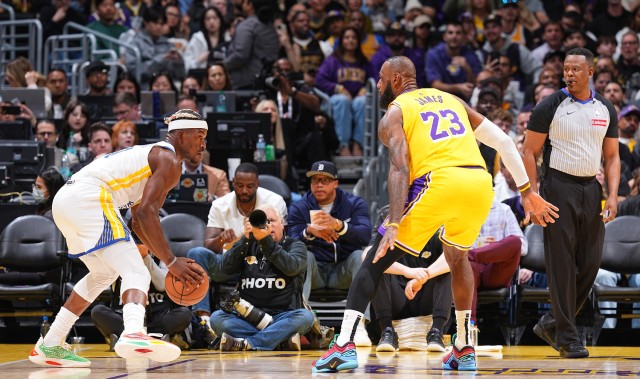 pg模拟器官网电脑版-体面人！字母哥提前表态预计缺席全明星 将机会让给其他人